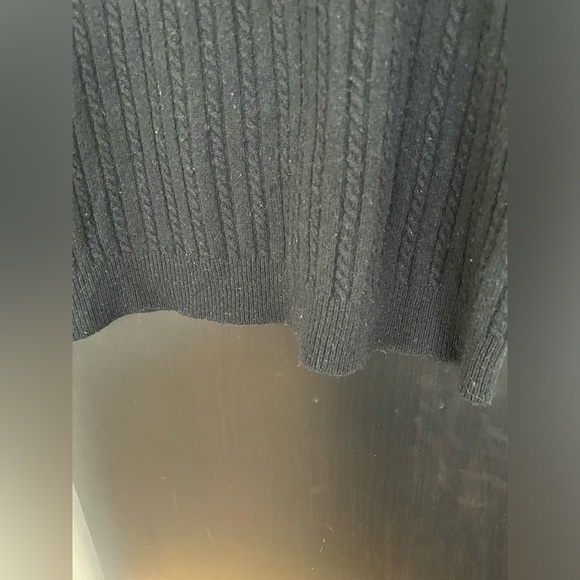 V-neck Cable Knit Sweater - Picture 8 of 9